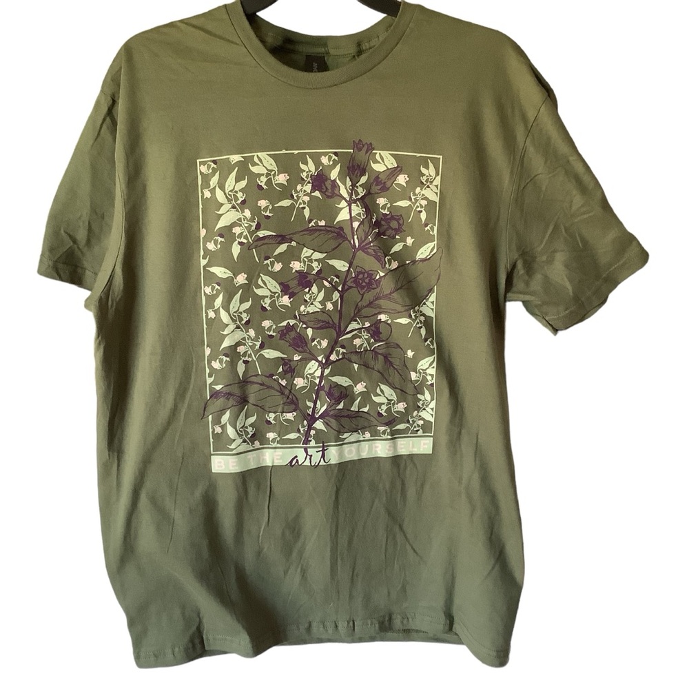 Fae Crate Green Belladonna Book Inspired T-Shirt 100% Cotton